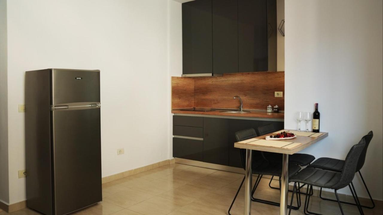 Appartamento High-Tech Flat Durrës Esterno foto